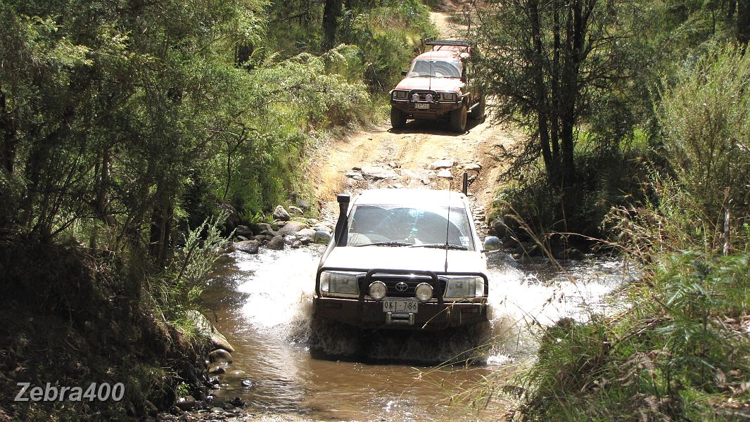 32-Cricket cools his wheels after emptying the Buckwong Creek.JPG - 32-Cricket cools his wheels after emptying the Buckwong Creek